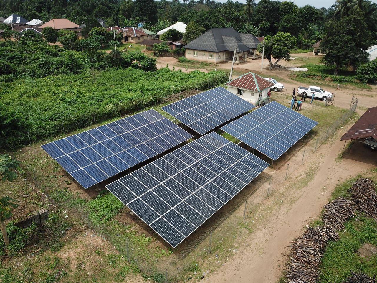 How Nigerian govt’s solar project is providing regular power supply to Niger Delta Communities Image